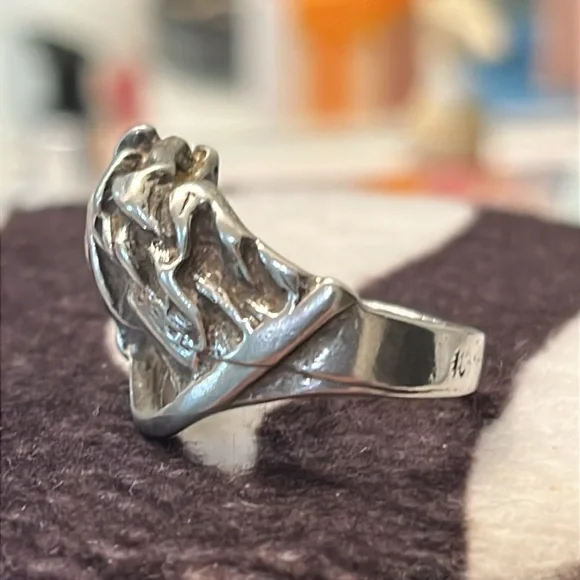 Vintage Southwestern Style Sterling Silver Horse Head Ring - Picture 4 of 5
